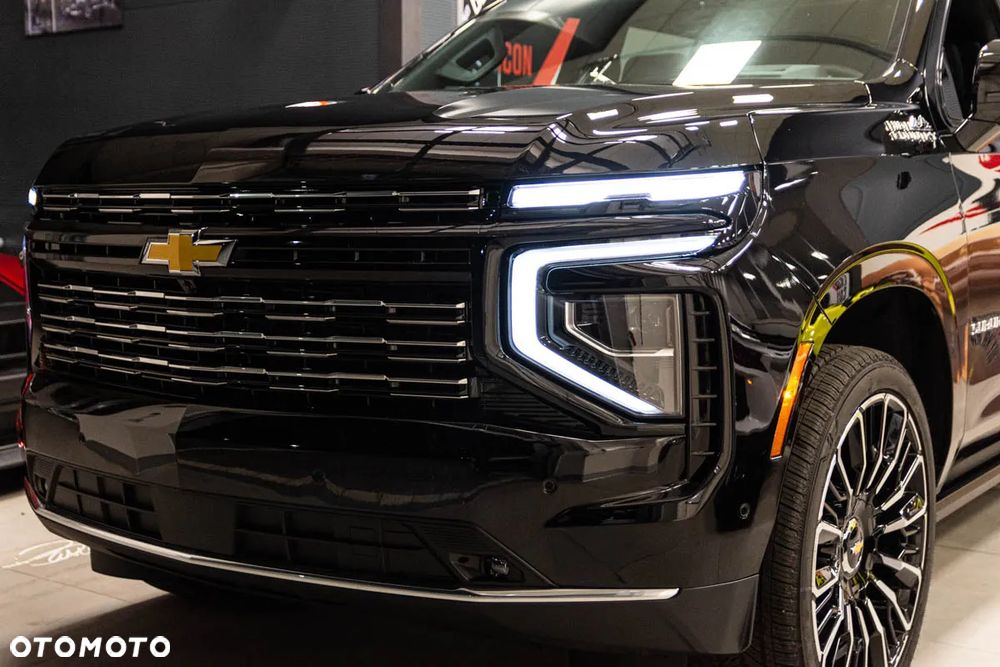 Chevrolet Suburban - 7