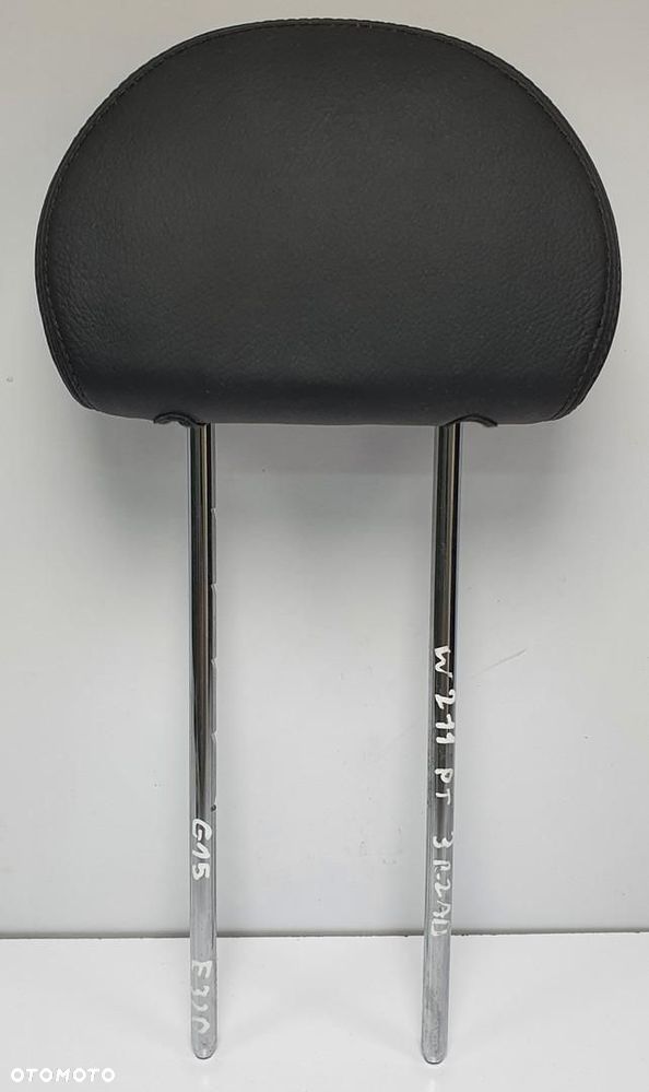 ZAGŁÓWEK PRAWY TYŁ TYLNY MERCEDES W212