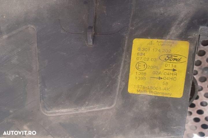 Far dreapta 0301174202 1S7118005AK Ford Mondeo MK3 [2000 - 2003] wago - 1