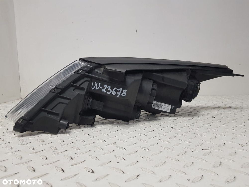 KIA SPORTAGE 3 III 10-15 LAMPA PRAWA PRZEDNIA PRZÓD SOCZEWKA + LED IGŁA 92102-3U250  EUROPA - 6