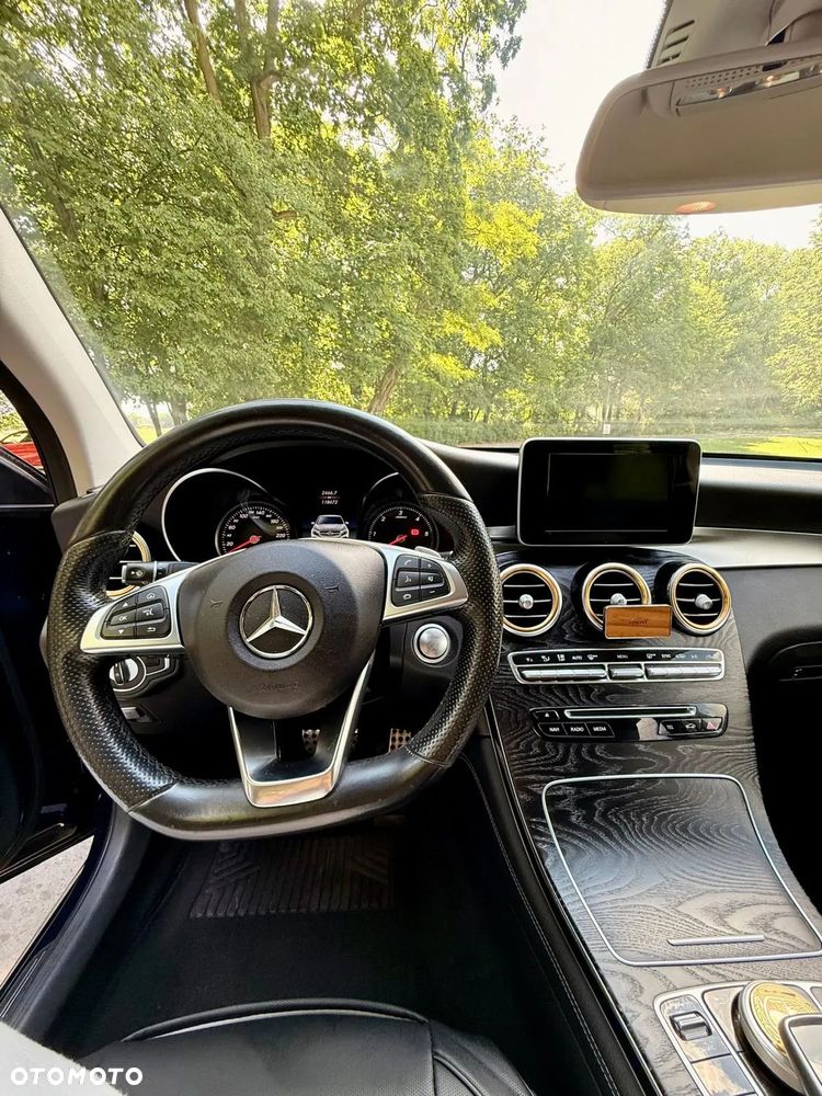 Mercedes-Benz GLC - 11