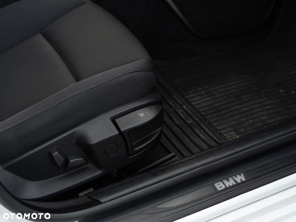 BMW Seria 5 - 30