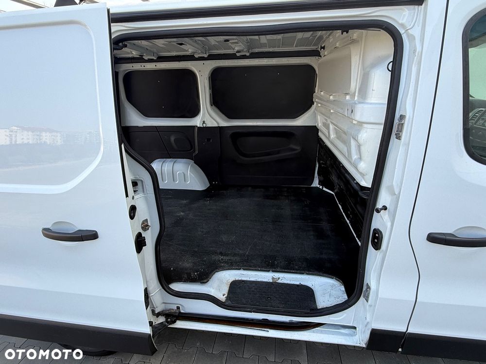 Opel Vivaro Trafic Primastar - 9