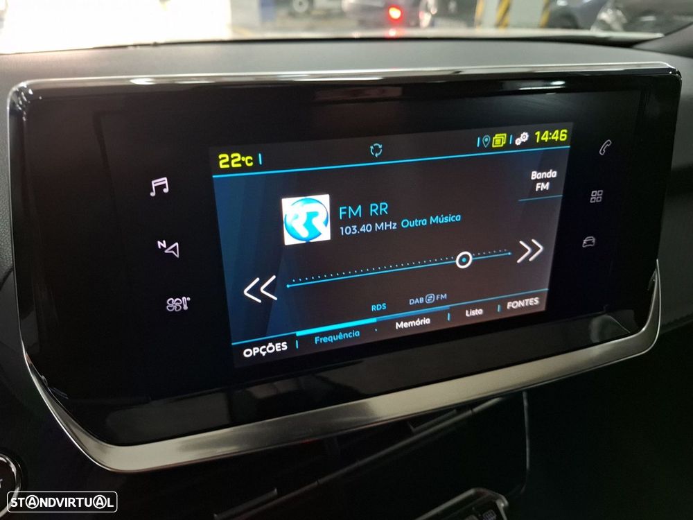 Peugeot e-2008 50 kWh Active - 22