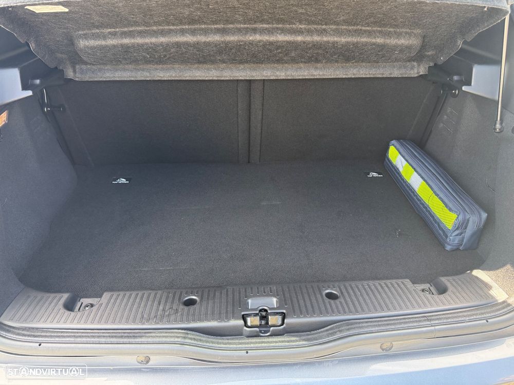 Renault Twingo 1.0 SCe Luxe — fotografia 12