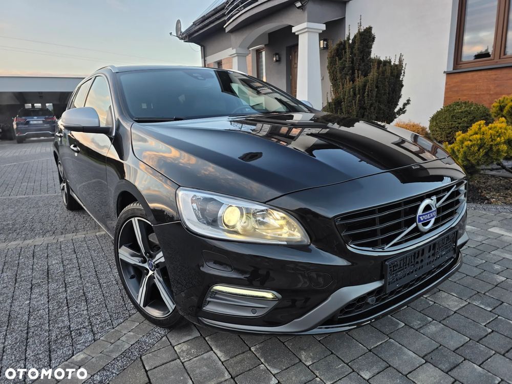 Volvo V60 D3 Geartronic R-Design - 4
