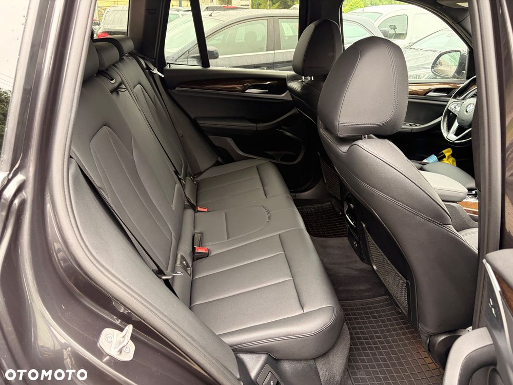 BMW X3 xDrive30i GPF xLine - 16