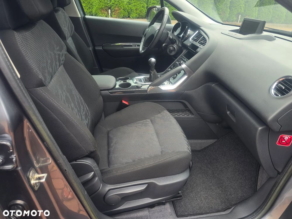 Peugeot 3008 1.6 Premium - 20