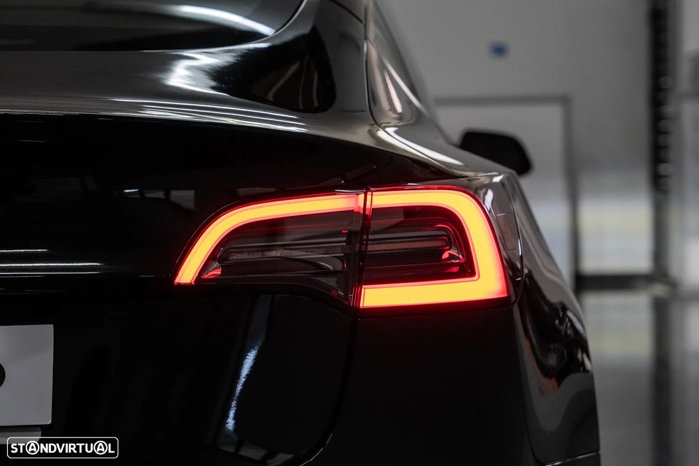 Tesla Model 3 Long Range Tração Traseira - 7
