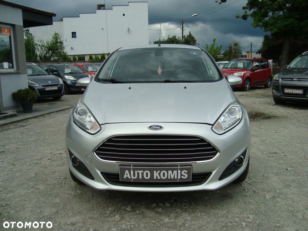 Ford Fiesta - 2