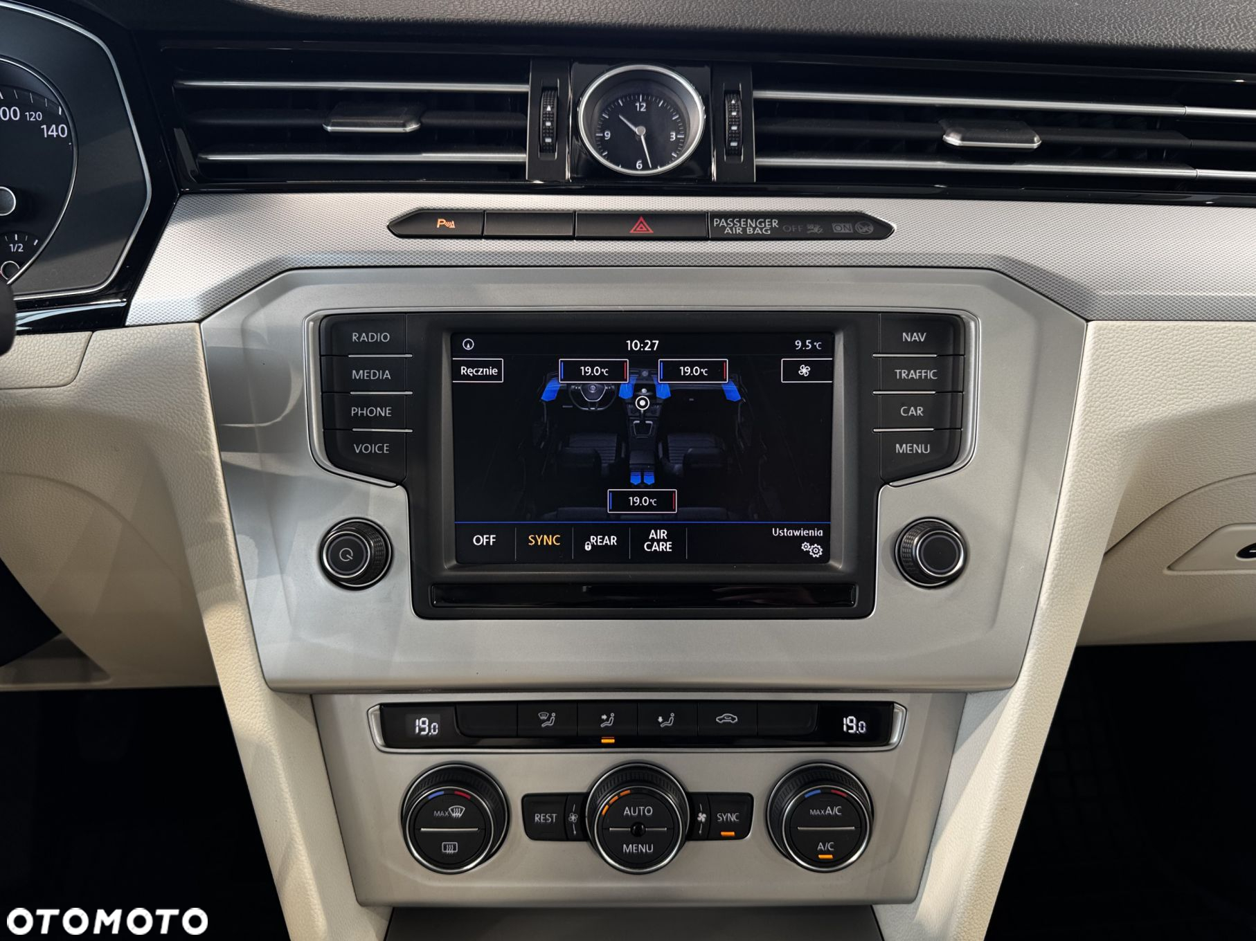 Volkswagen Passat - 27