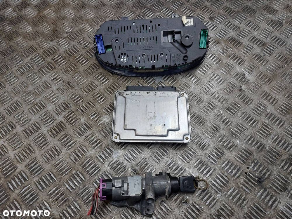 ZESTAW STARTOWY LICZNIK GOLF IV 1.9 TDI AUTOMAT 038906019FF 1J0920806H - 8