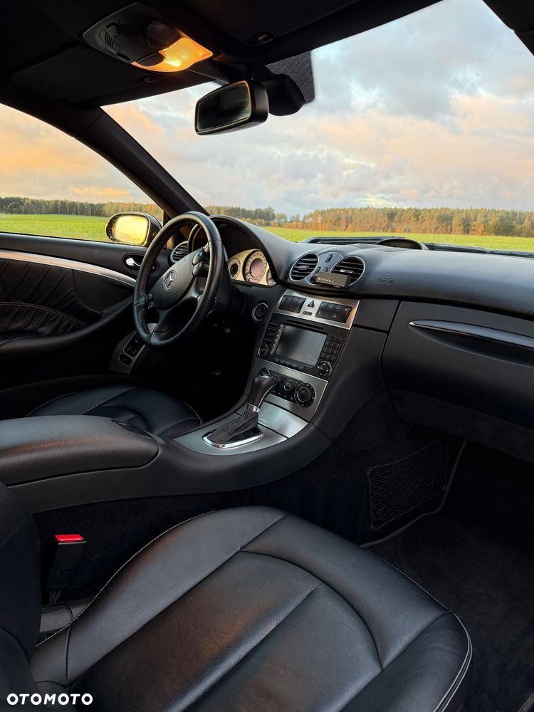 Mercedes-Benz CLK - 9