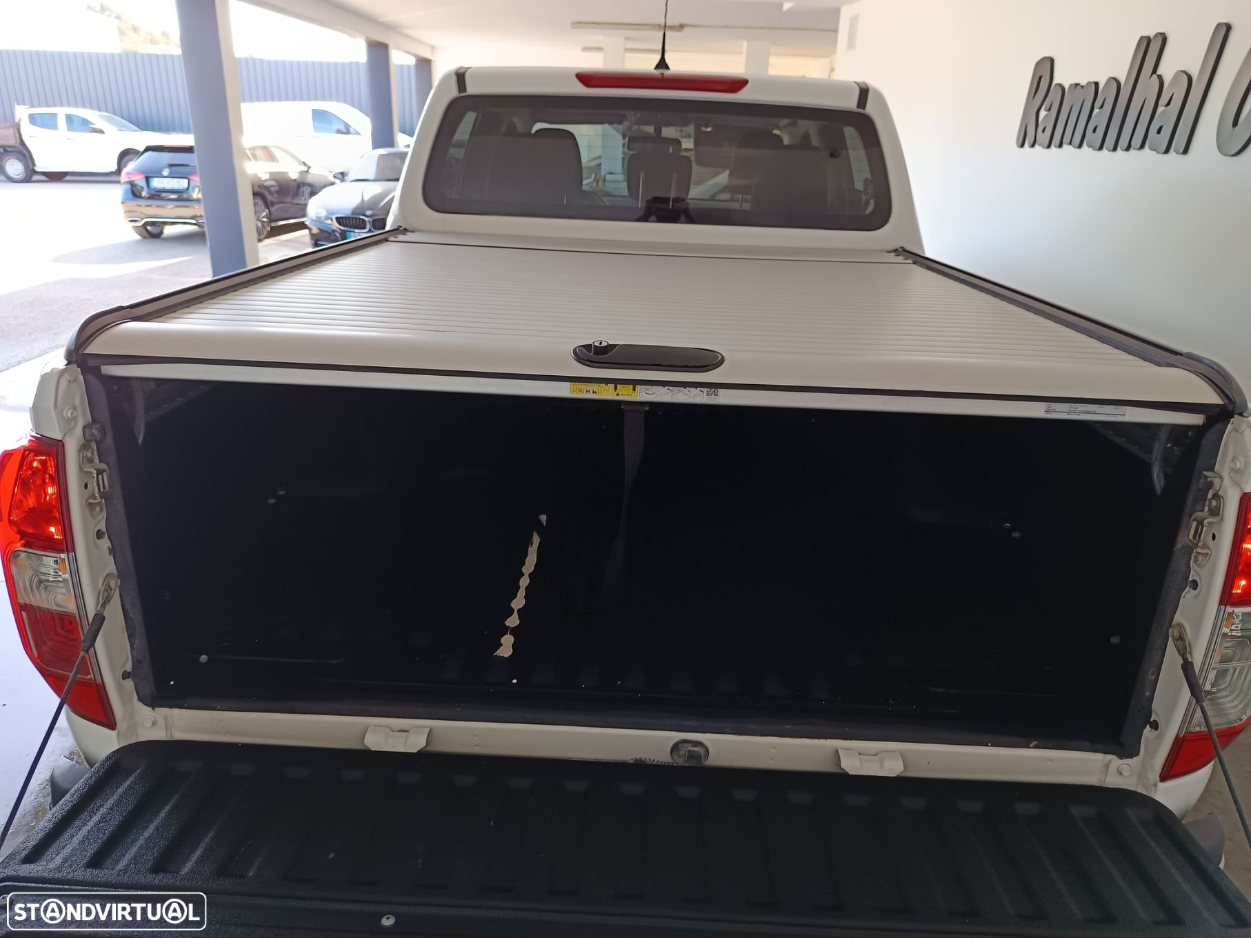 Nissan Navara 2.3 dCi CD 4WD N-Connecta - 10