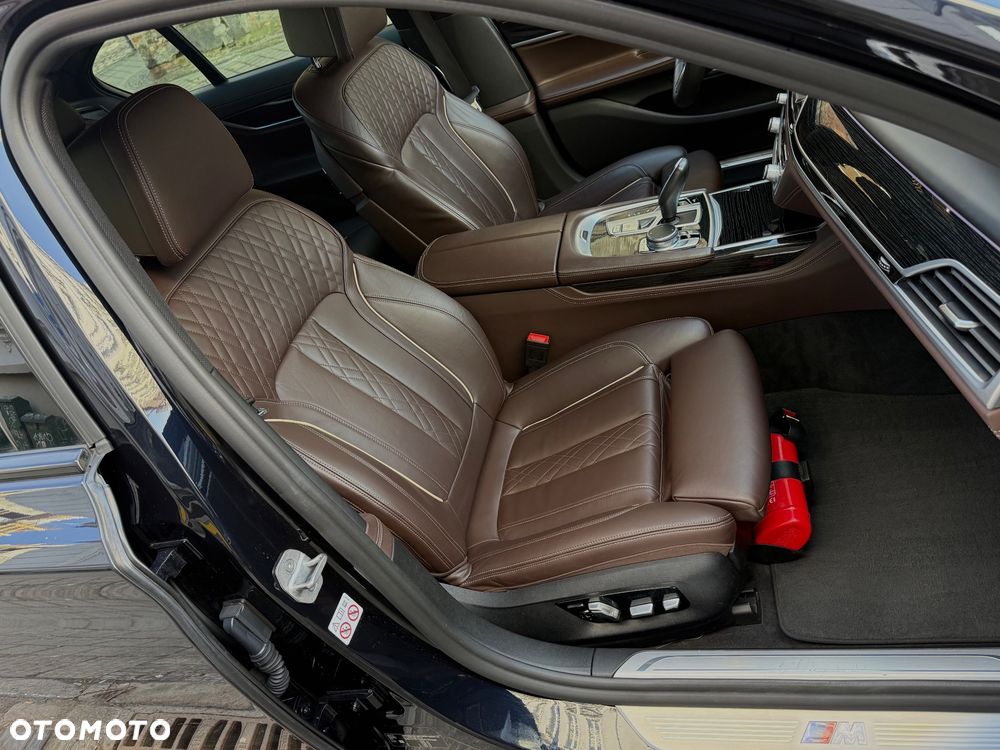BMW Seria 7 750d xDrive sport - 11