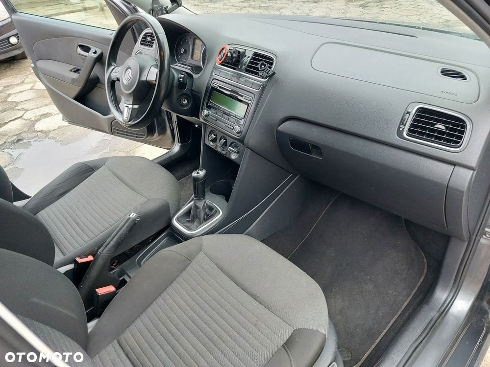 Volkswagen Polo - 22