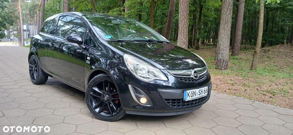 Opel Corsa 1.4 16V 150 Jahre - 9