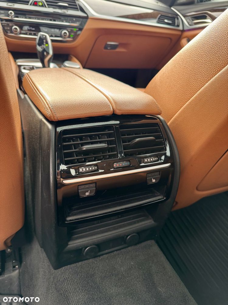 BMW Seria 5 - 23