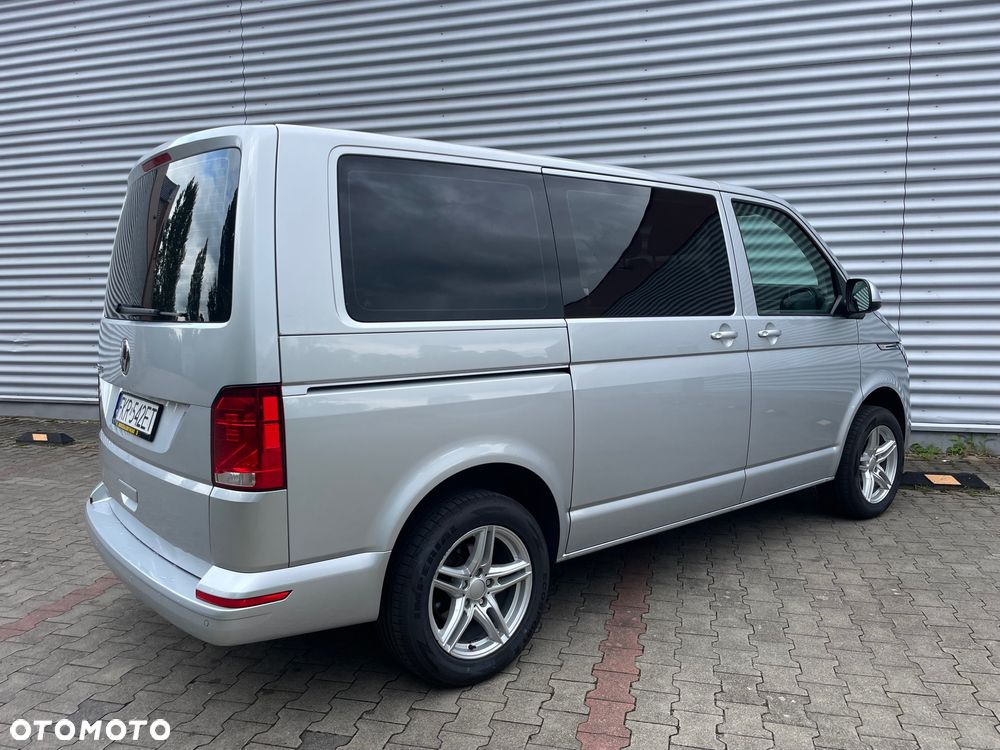 Volkswagen Caravelle 2.0 TDI L1 Comfortline - 16
