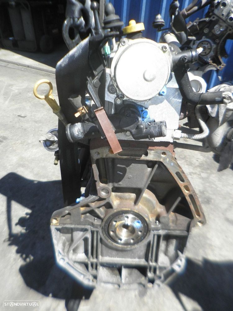 Motor K9K740 RENAULT CLIO 2 2007 1.5DCI 65CV 3P BRANCO - 2