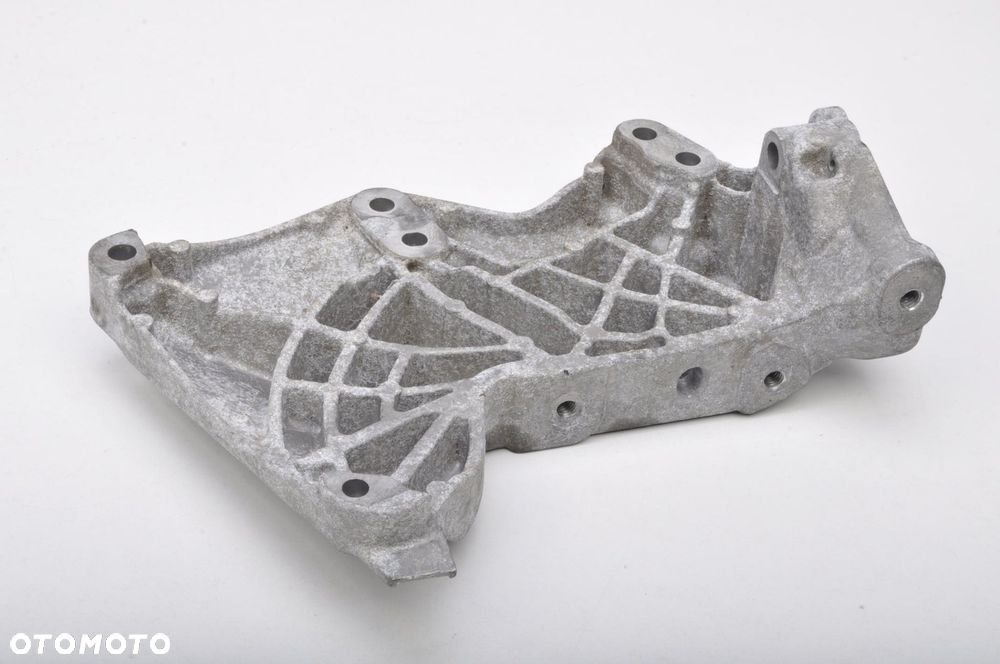 MERCEDES VITO W447 1.6 CDI ŁAPA PODUSZKA SILNIKA A6222230001 - 2