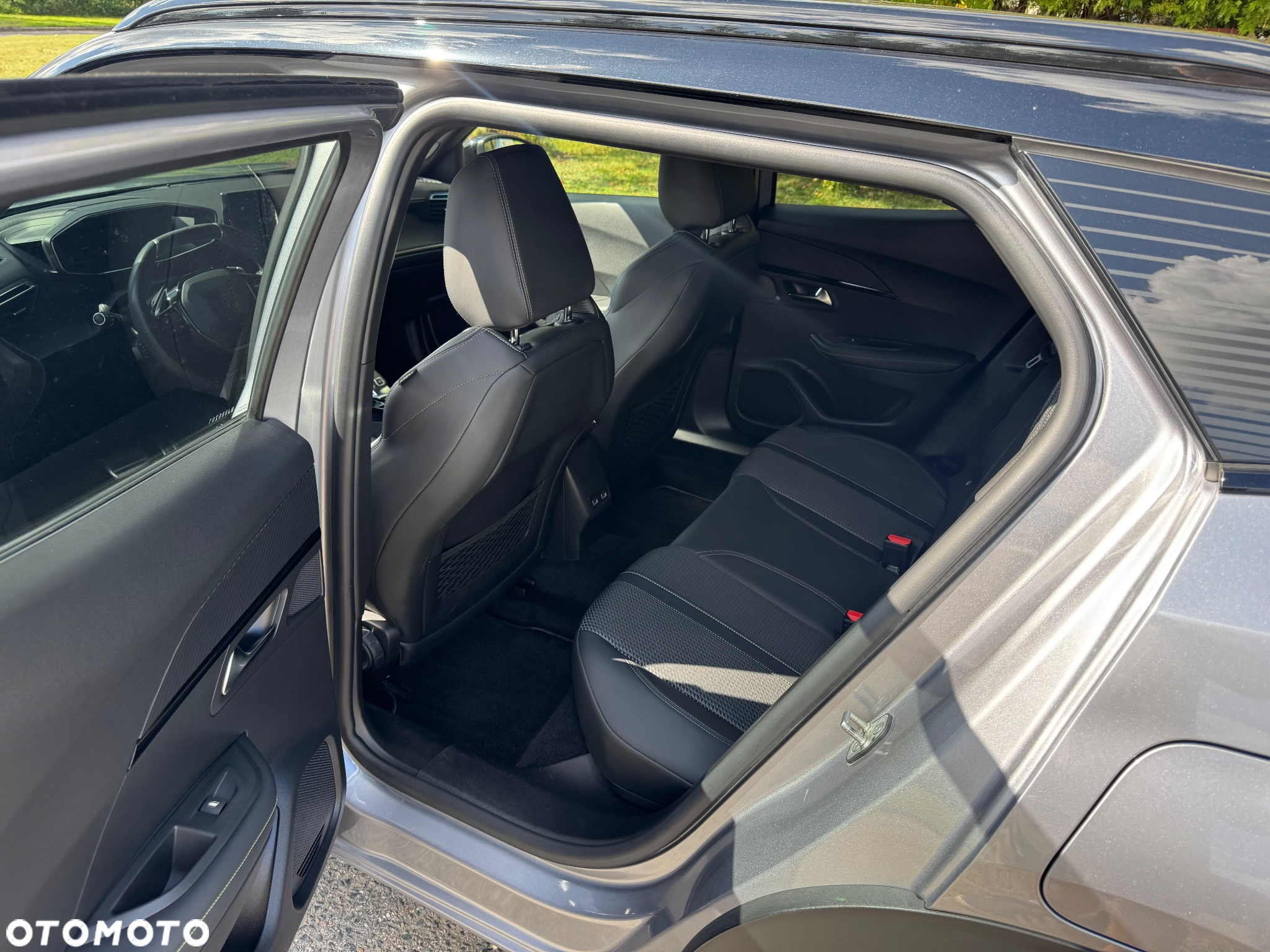 Peugeot 2008 1.5 BlueHDi GT Line S&S EAT8 - 18