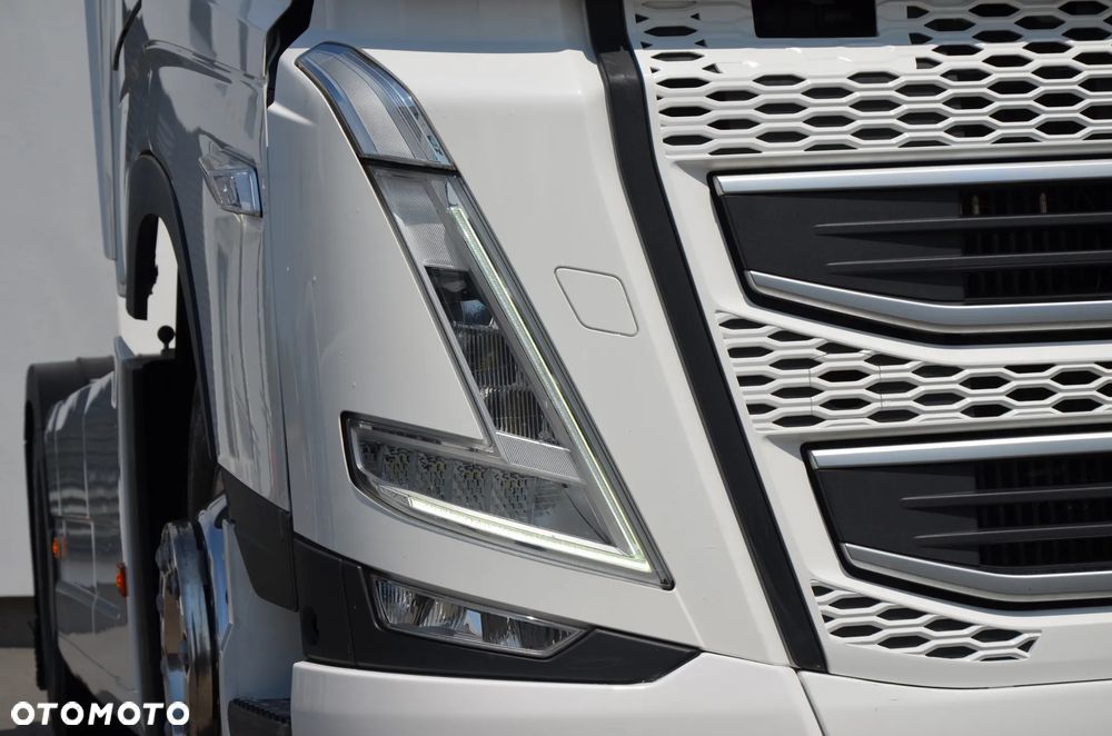 Volvo FH 5 NEW / VOITH! / EURO 6 / 2022r. / KLIMA P. /  FULL LED / ACC / NAVI / KAMERA / DE / 4521 - 8