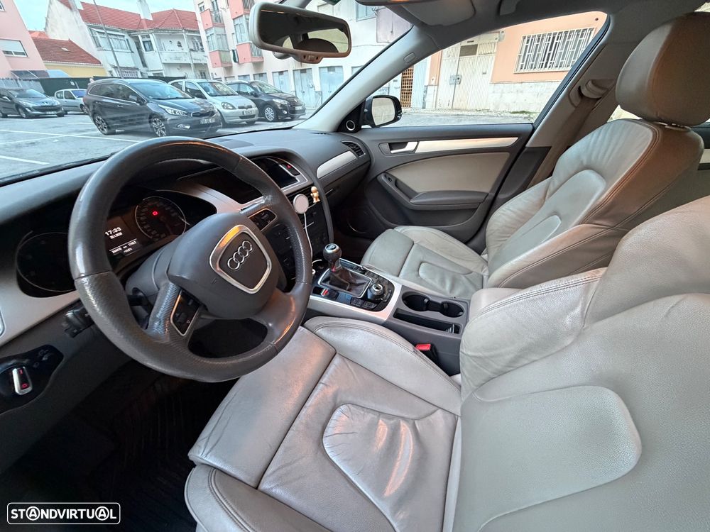 Audi A4 Avant 2.0 TDI Business Line Advance - 19