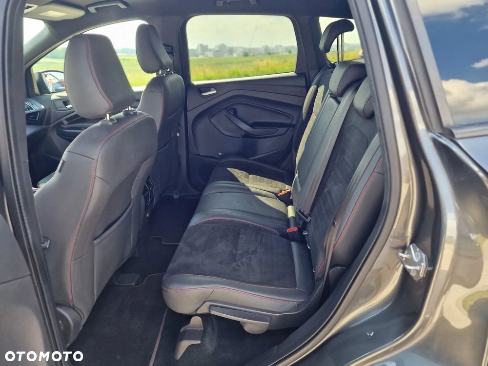 Ford Kuga 1.5 EcoBlue ST-LINE - 22