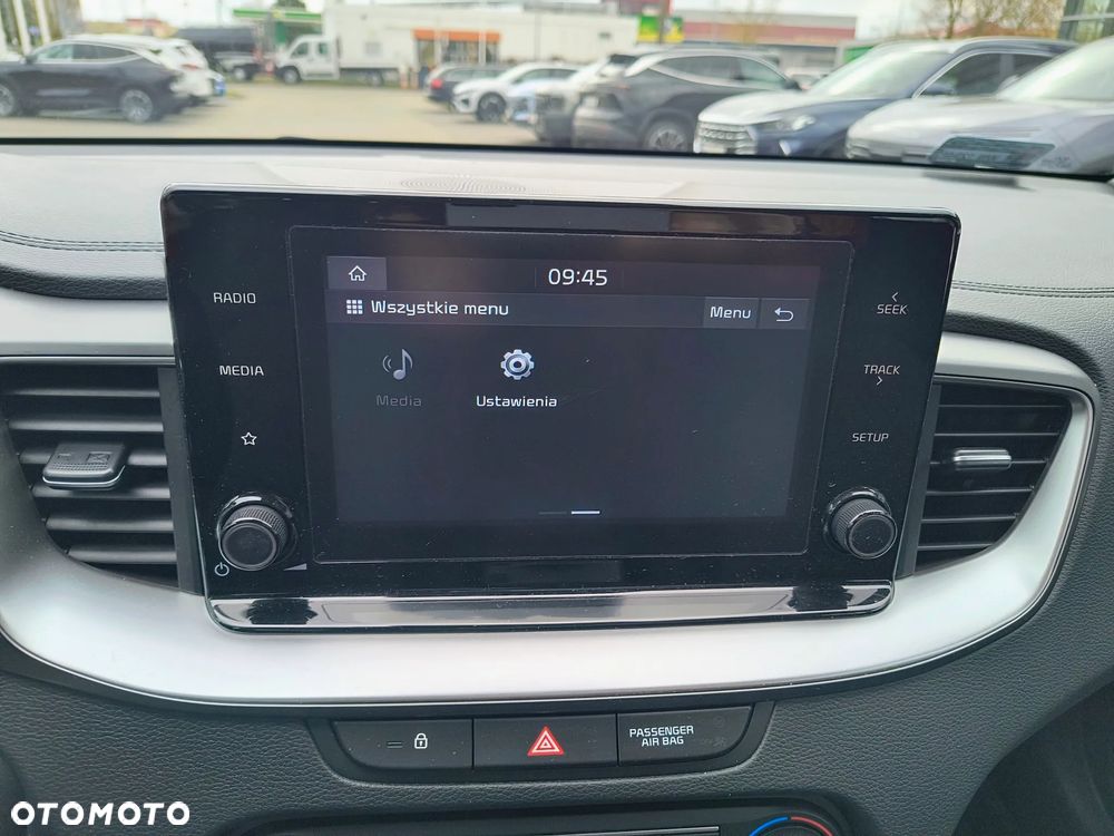 Kia XCeed 1.5 T-GDI M DCT - 24