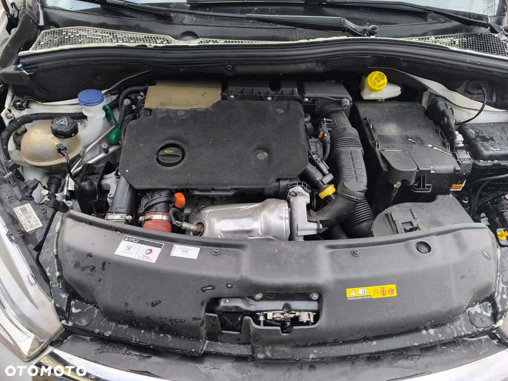 Peugeot 208 - 9