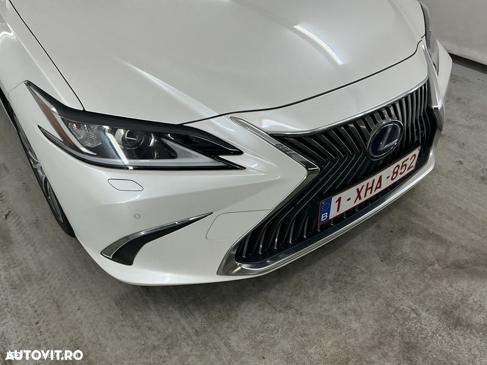 Lexus Seria ES 300h Executive - 5