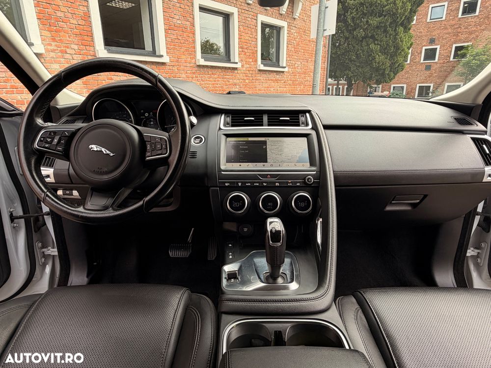 Jaguar E-Pace D150 AWD R-Dynamic S - 13