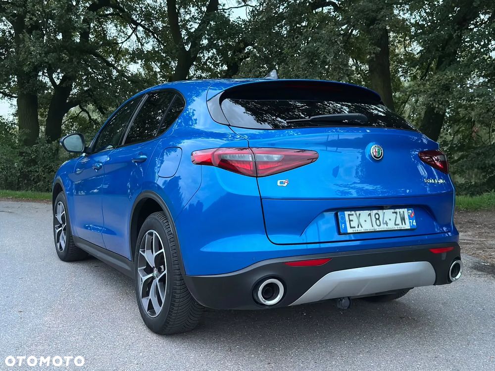 Alfa Romeo Stelvio - 9