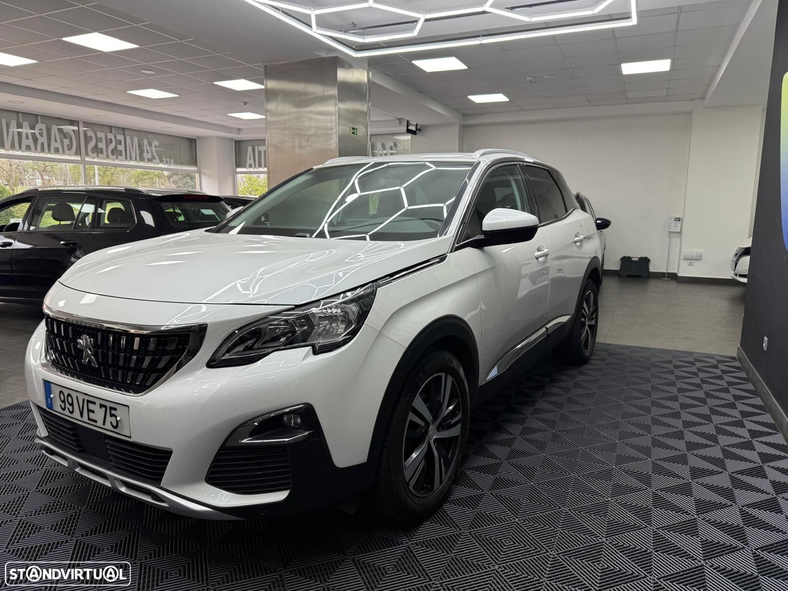 Peugeot 3008 1.5 BlueHDi Allure - 17