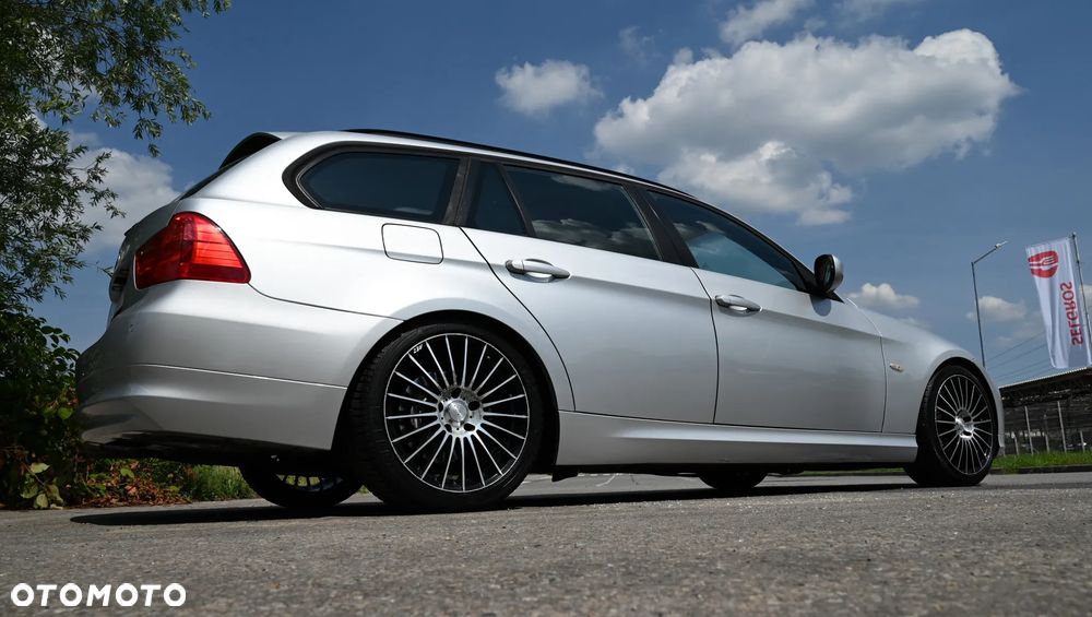 BMW Seria 3 - 11