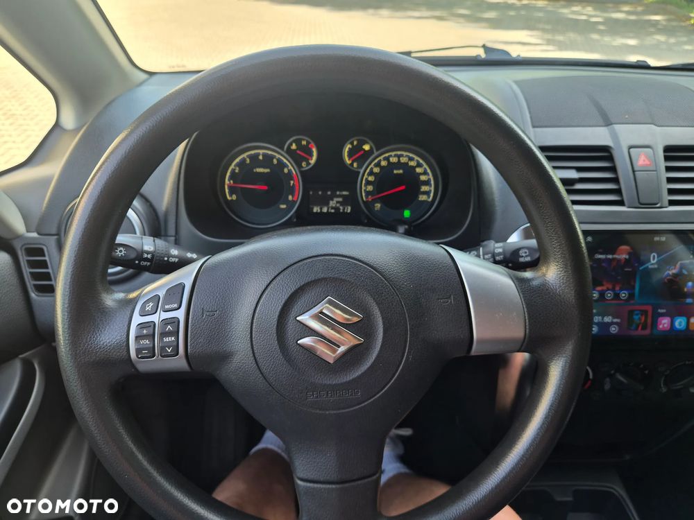 Suzuki SX4 1.6 VVT 4x4 Club - 18