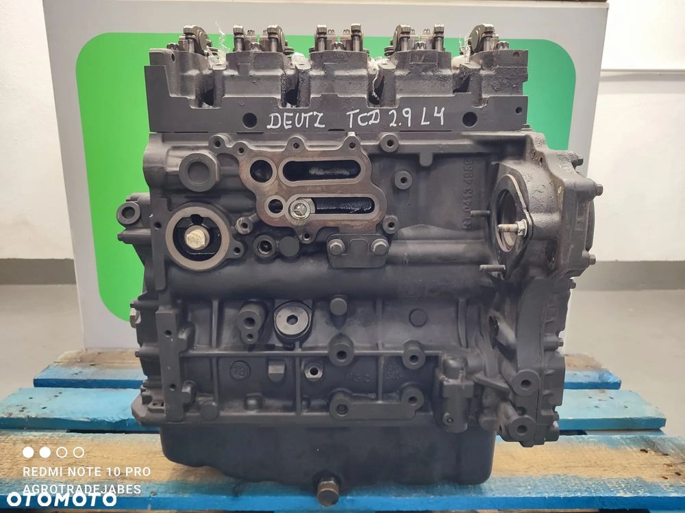 Słupek silnika Deutz TCD 2.9 L4 - 2