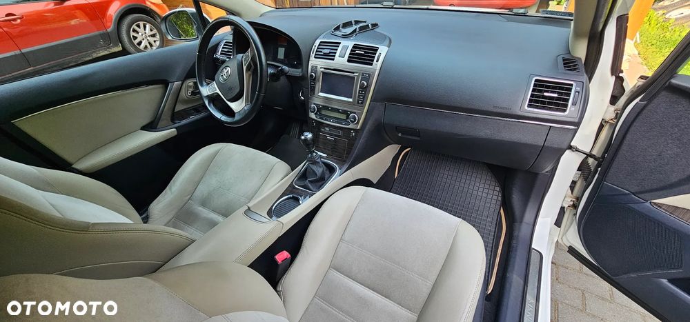 Toyota Avensis 2.0 Sol plus EU5 - 9