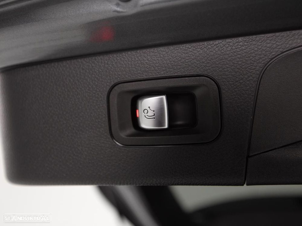 Mercedes-Benz GLC 300 de 4Matic 9G-TRONIC AMG Line - 17