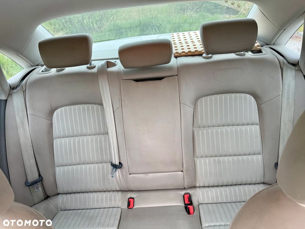 Audi A4 Limousine 2.0 TDI - 18