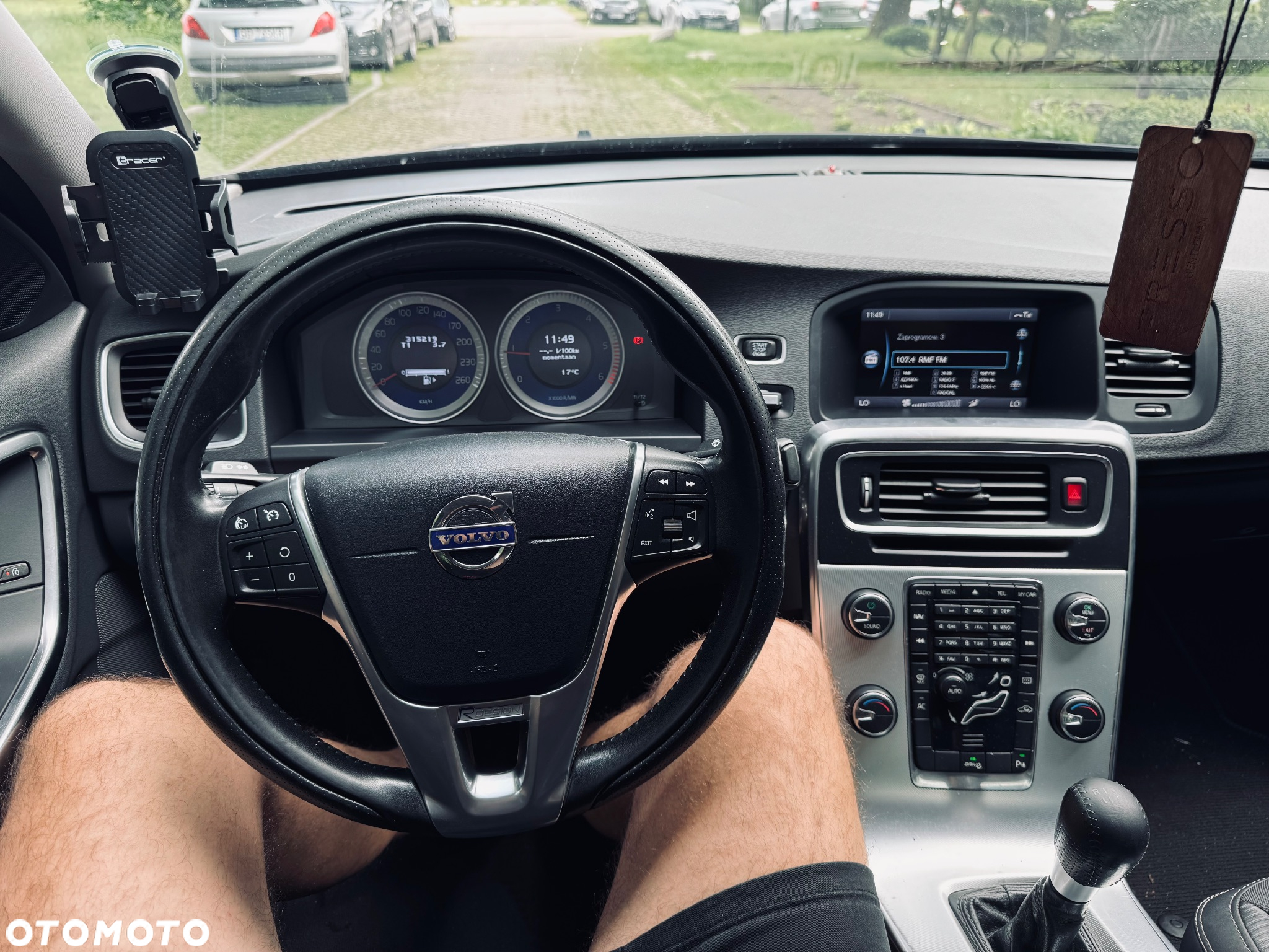 Volvo S60 D2 R-Design - 8