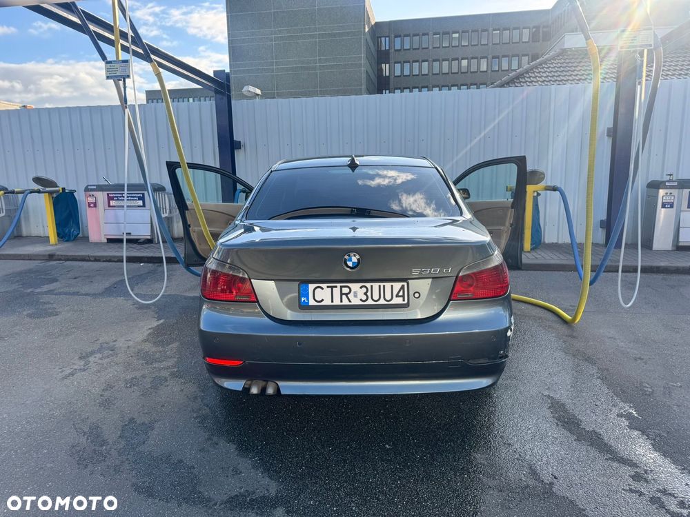 BMW Seria 5 - 10
