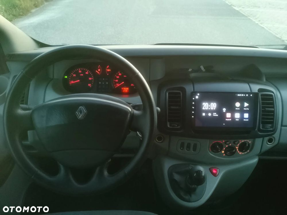 Renault Trafic - 6