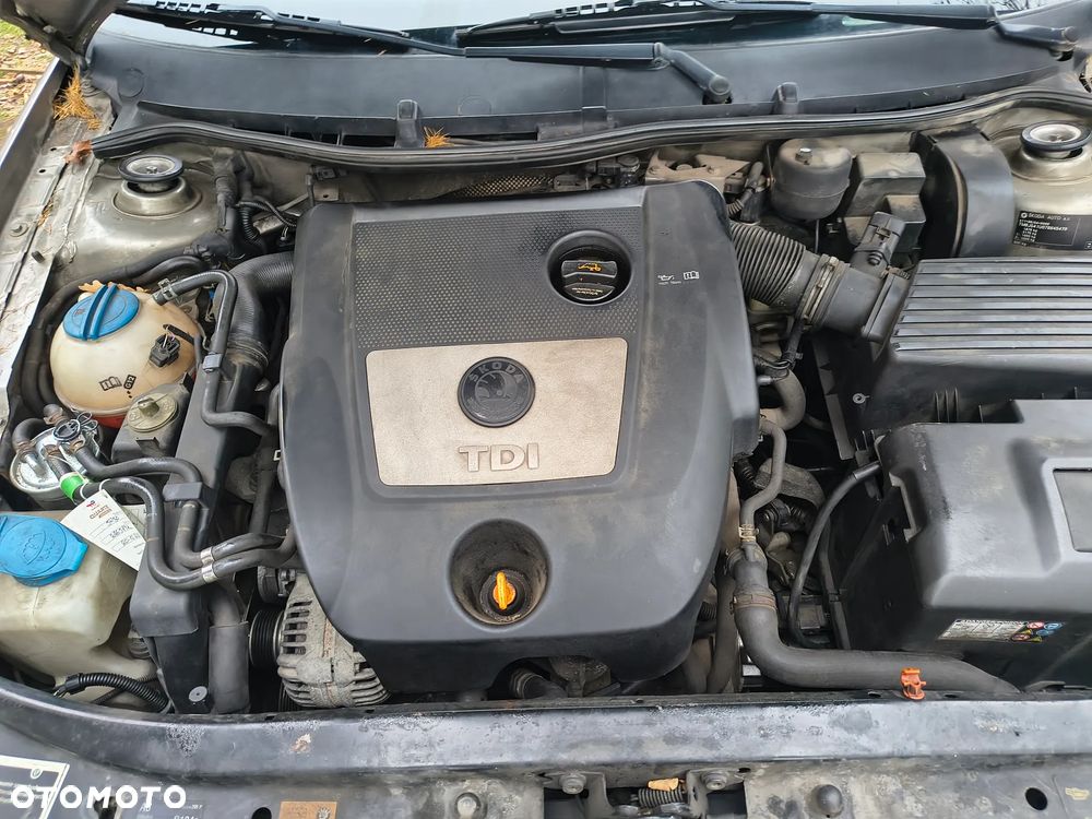 Skoda Octavia 1.9 TDI Tour - 8