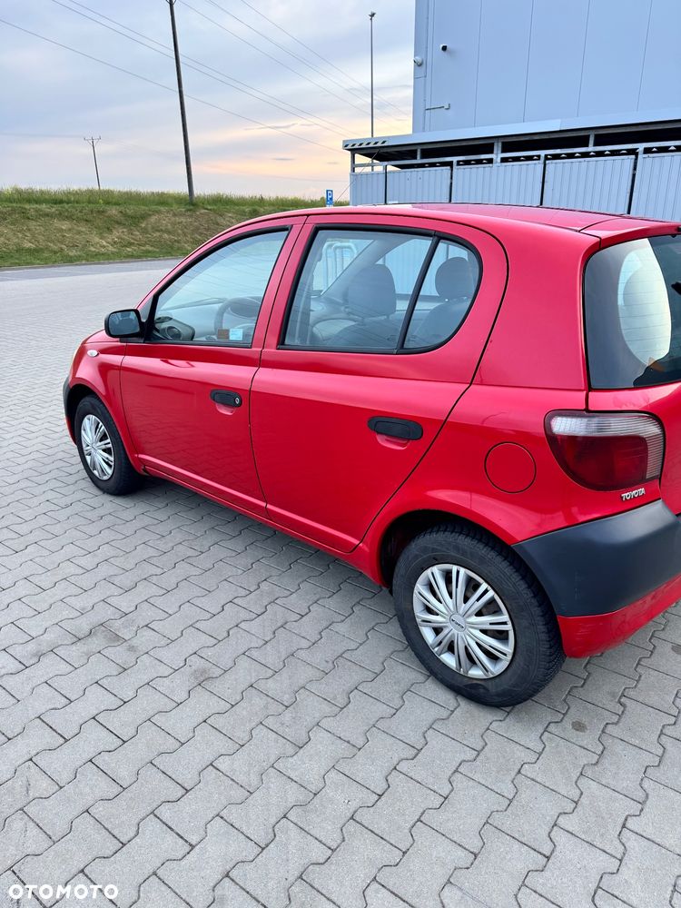 Toyota Yaris 1.0 Luna - 3