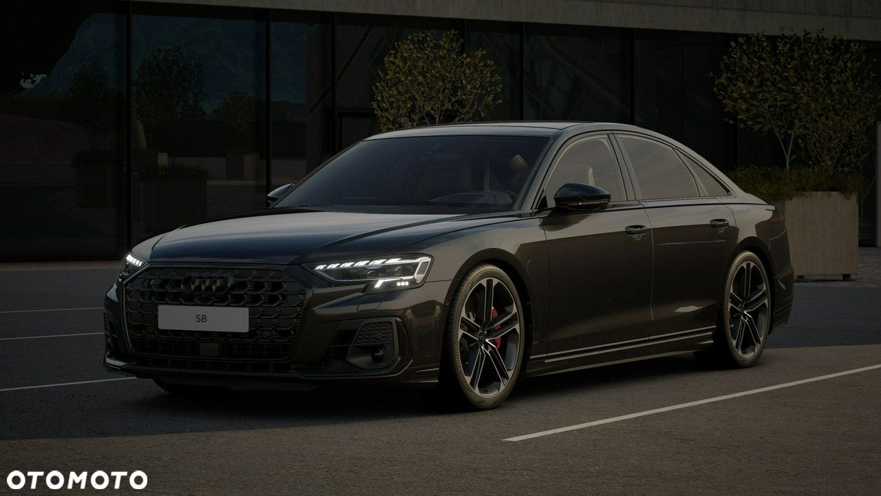 Audi S8 - 12