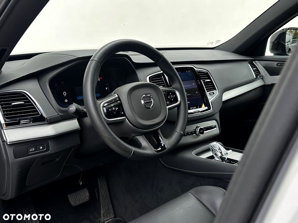 Volvo XC 90 - 24