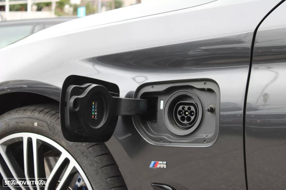 BMW 530 e iPerformance Pack M - 16