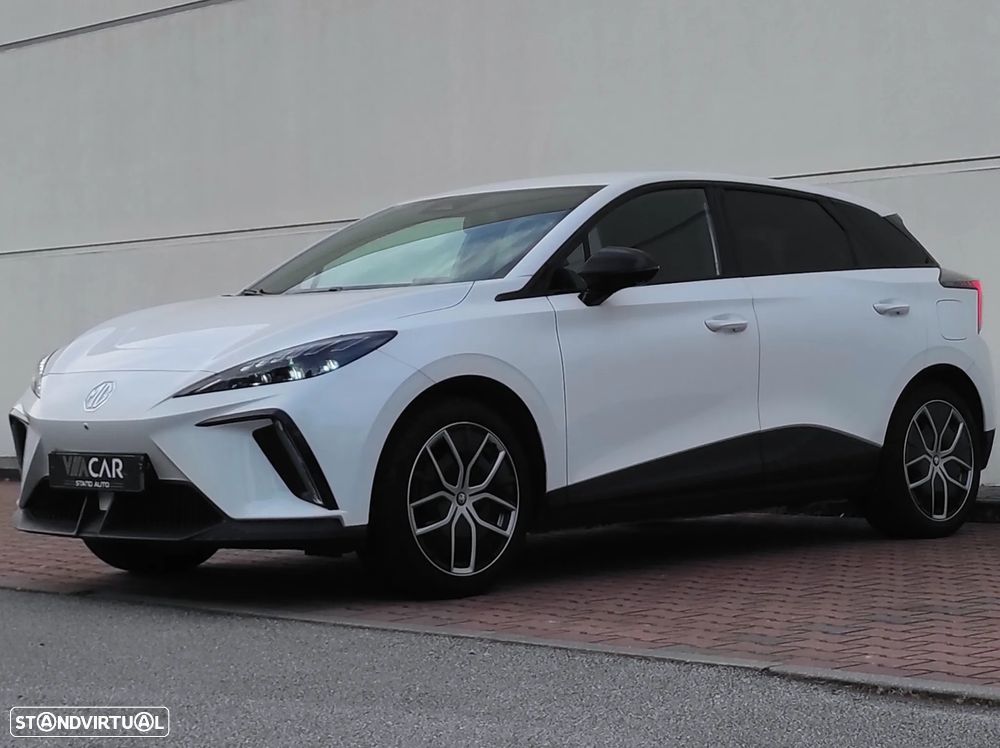 MG MG4 4 Luxury 64 kWh - 2